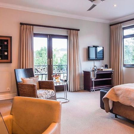 Manor 38 Hotel Порт Елизабет Екстериор снимка