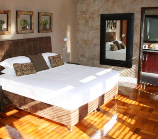Manor 38 Hotel Порт Елизабет Стая снимка
