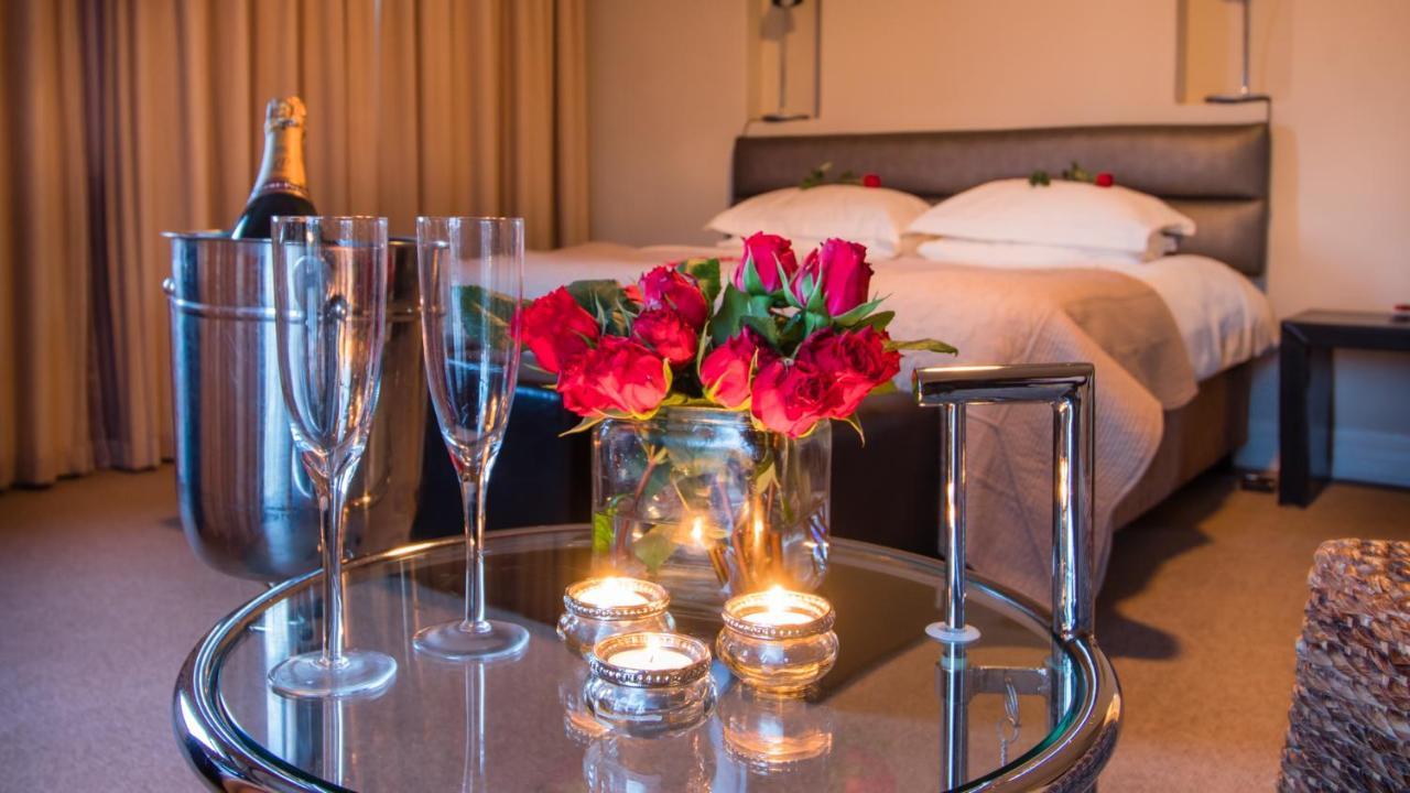 Manor 38 Hotel Порт Елизабет Екстериор снимка