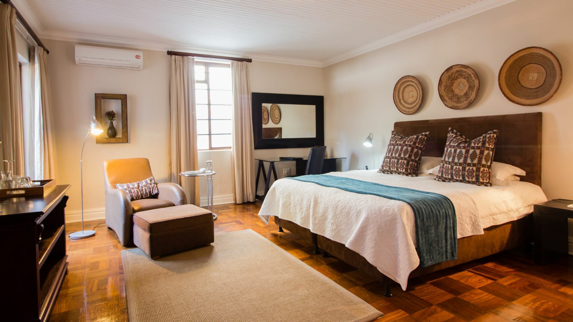 Manor 38 Hotel Порт Елизабет Екстериор снимка